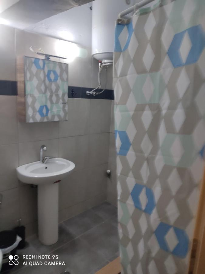 G M 2 Rooms Kentro In The Heart Of The City Yenişehir Dış mekan fotoğraf