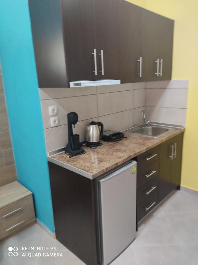 G M 2 Rooms Kentro In The Heart Of The City Yenişehir Dış mekan fotoğraf