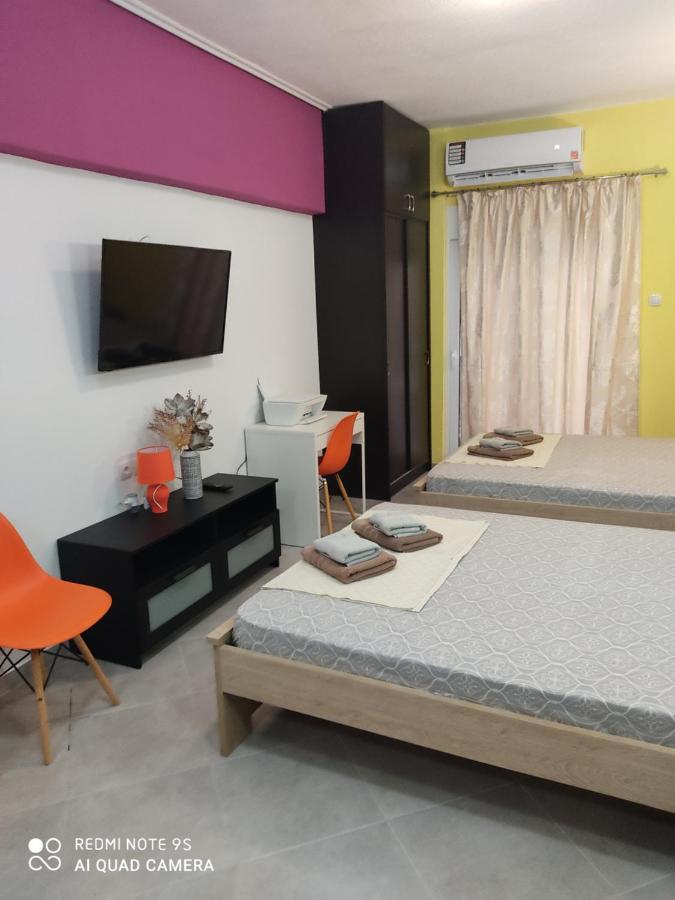 G M 2 Rooms Kentro In The Heart Of The City Yenişehir Dış mekan fotoğraf