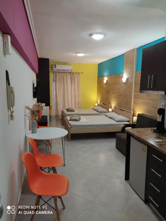 G M 2 Rooms Kentro In The Heart Of The City Yenişehir Dış mekan fotoğraf
