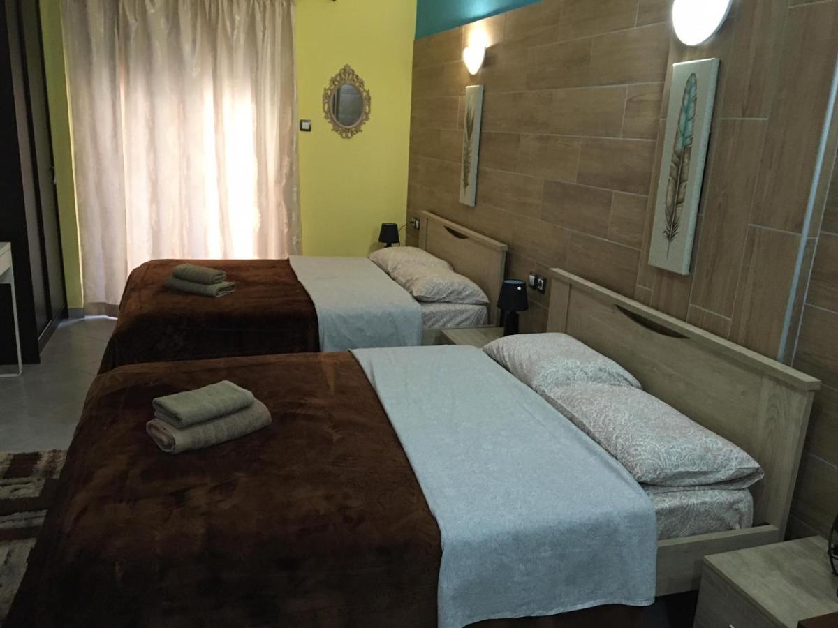 G M 2 Rooms Kentro In The Heart Of The City Yenişehir Dış mekan fotoğraf