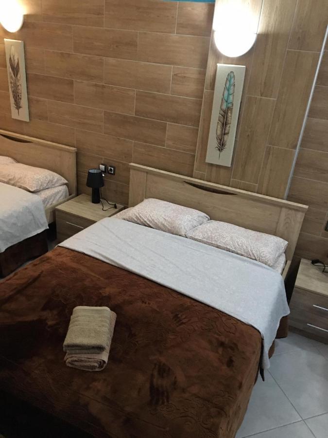 G M 2 Rooms Kentro In The Heart Of The City Yenişehir Dış mekan fotoğraf